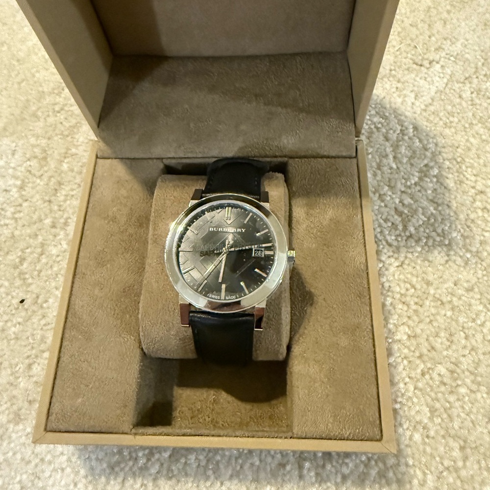 Burberry BU9009 Leather Strap Check Dial Men's Watch